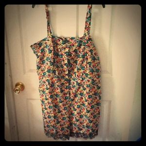 Forever 21 Romper. Size 1x. Fits snugly.
