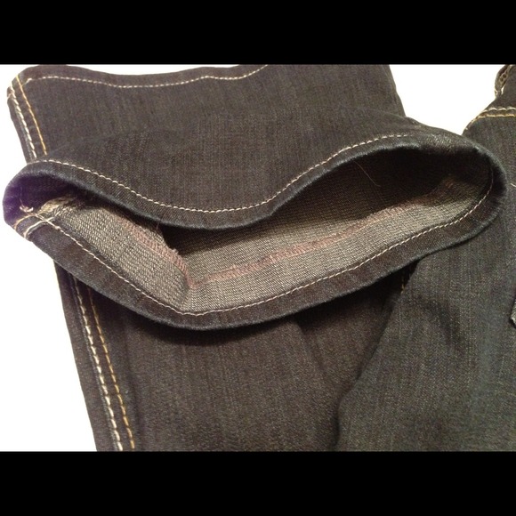 🎯SOLD🎯Seven7"Angel" Flare Jeans - Hemmed - Picture 2 of 3