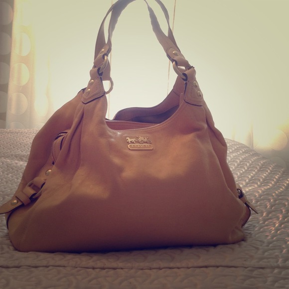 Camel Colored Leather Coach Bag!