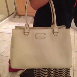 kate spade Bags - Kate Spade Elena Wellesley kate spade Bags - Kate Spade Elena Wellesley