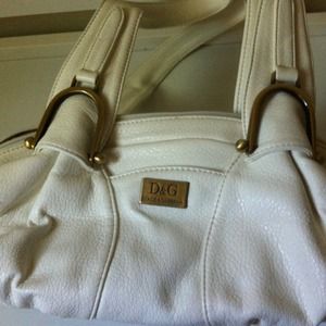 White dolce & gabbana purse medium size