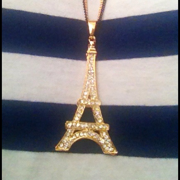 NWOT Long Golden Eiffel Tower Pendant Necklace - Picture 2 of 2