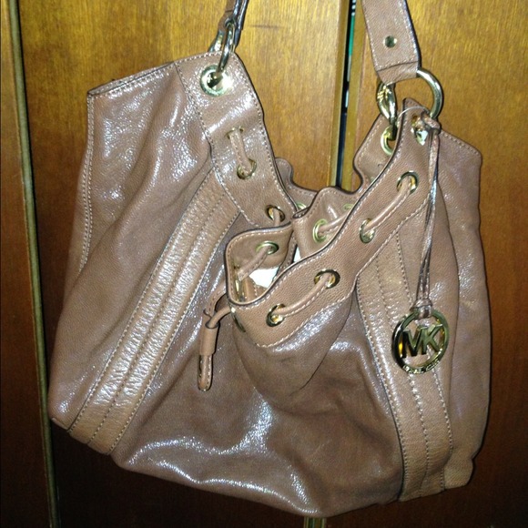 Michael Kors Handbags - Michael Kors handbag