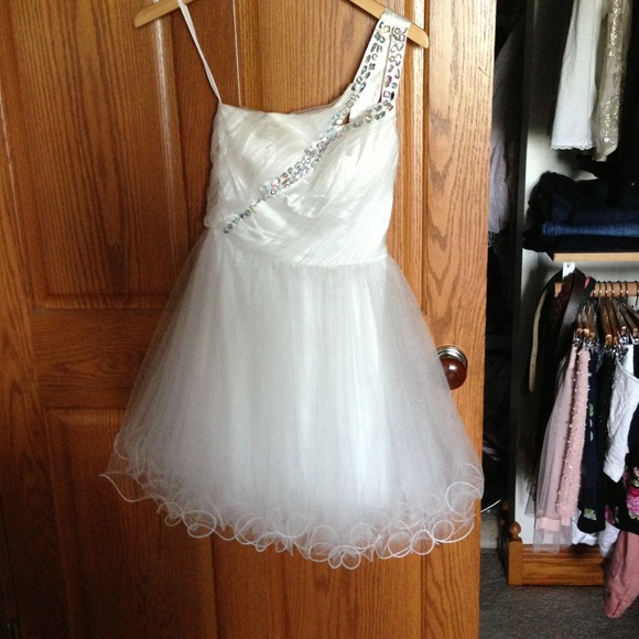 Mod cloth size 2 swan dance dress NWOT