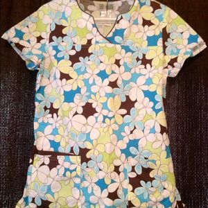 Cherokee Body Stretch Scrub Top