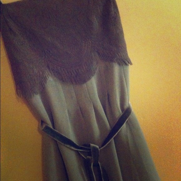 SOLD in bundle//Gorgeous Hazel Top ~ Romantic
