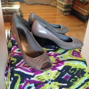 ***Reserved*** Nine West grey 7.5 wedge