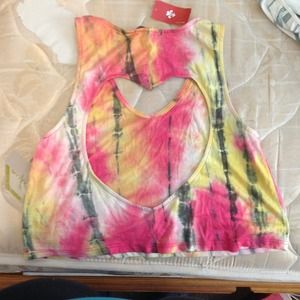 Tie-Dyed Cropped Tank Top w/cut-out Heart @lovejes