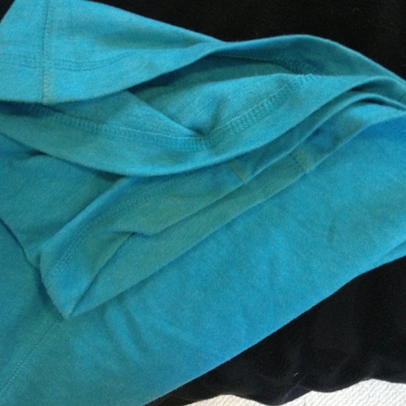 Old navy sweatpants - Picture 2 of 4