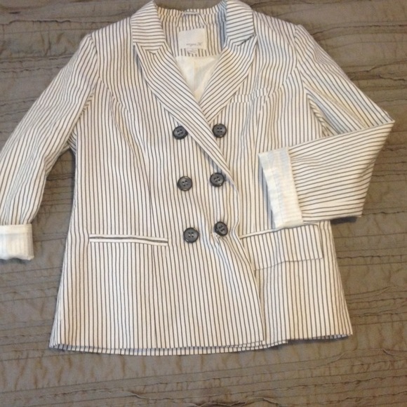 blazer - Picture 3 of 3