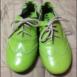 Green Oxfords