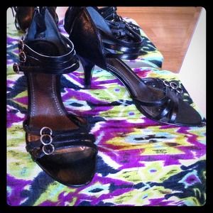 Nine West 7.5 black pump