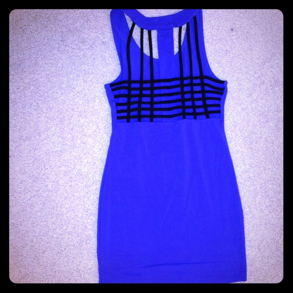 Charlotte Russe Dresses & Skirts - Charlotte Russe body con dress.