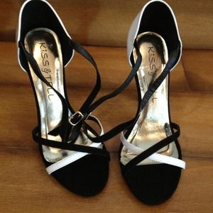 Strappy black and white heels