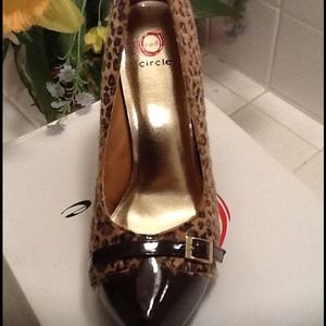 New Never Worn Leopard Suede Heels