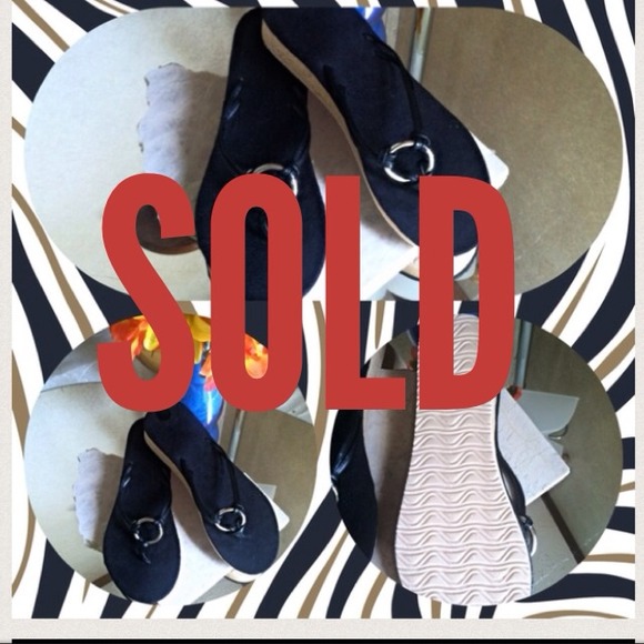 LADYS BLACK&SIVLER SMALL WEDGE SHOES