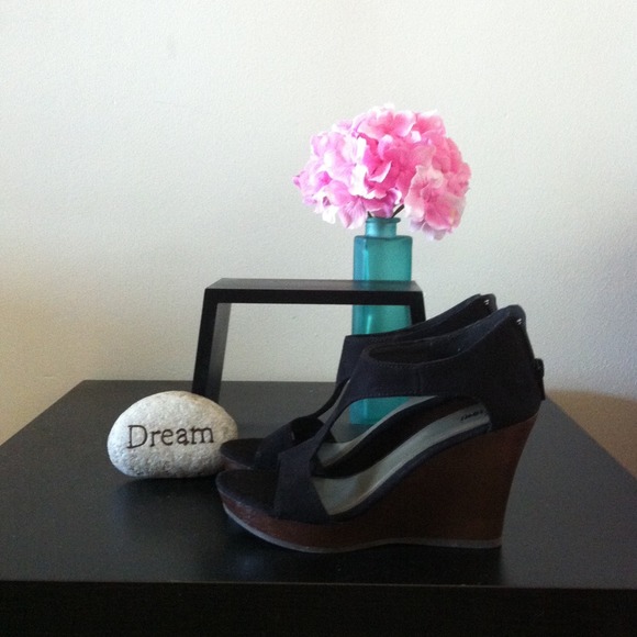 Fioni WEDGE from Payless