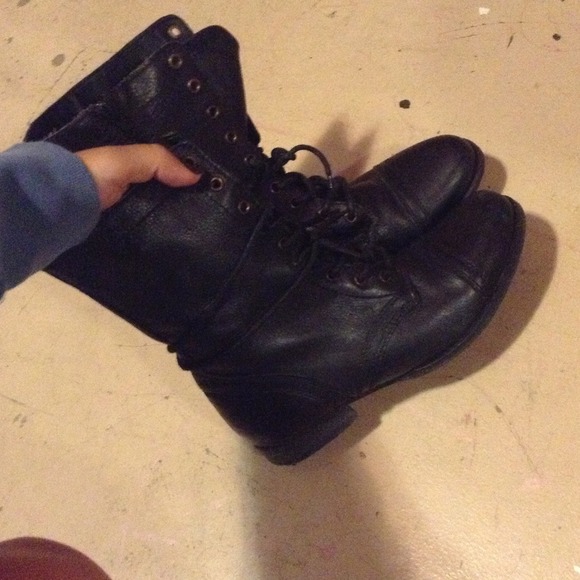 Steve Madden troopas very good condition (: