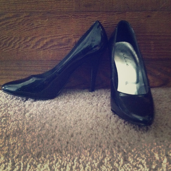 Ellie Size 8 stiletto