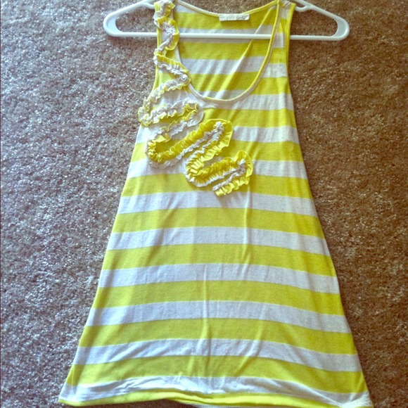 Stripes yellow & white lush tank top
