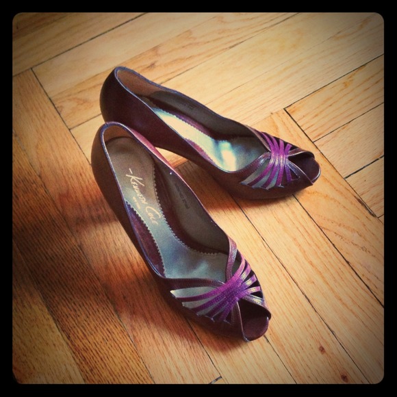 Kenneth Cole Shoes - ‼️ brown/purple KENNETH COLE open toe heels