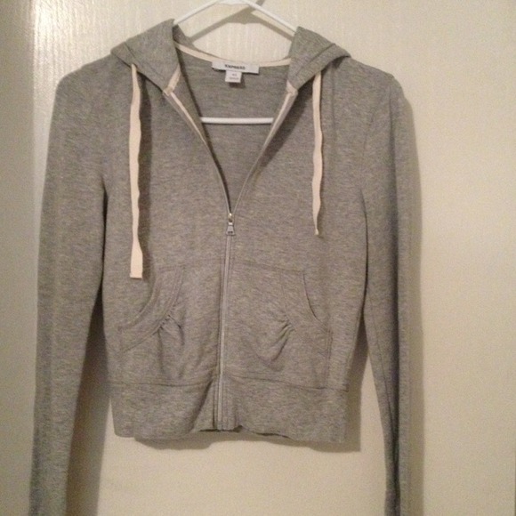 Express zip-up