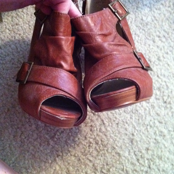 Cognac heels-sold on vinted - Picture 4 of 4