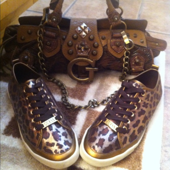 Hot leopard print Guess sneakers.