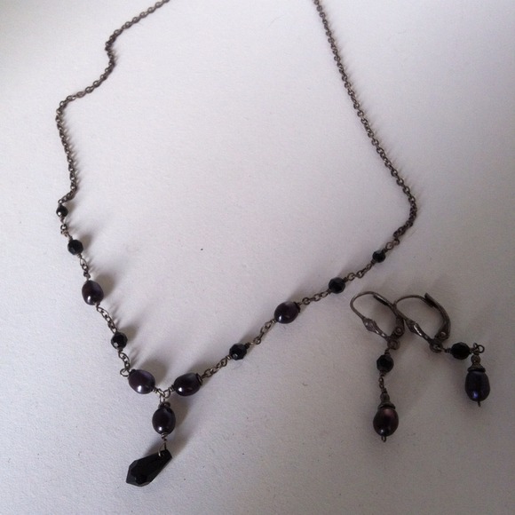 Chocker with matching earrings