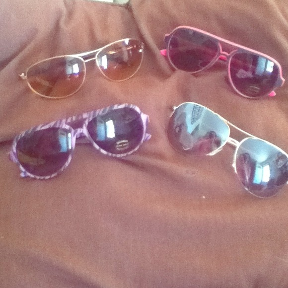 Set of sunglasses.
