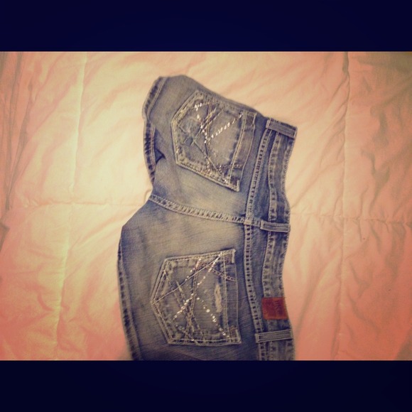 Buckle Jean shorts BKE