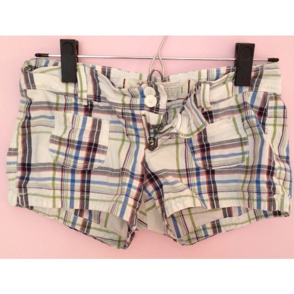 Hollister Pants - Plaid Shorts