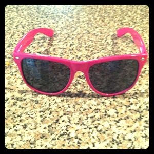 ✂ Magenta Ray Ban Wayfarers ✂
