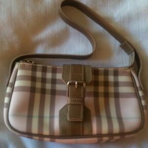 SOLD!!!! NEW with out tags Burberry