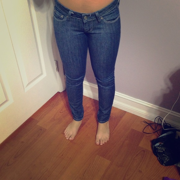 Skinny jeans