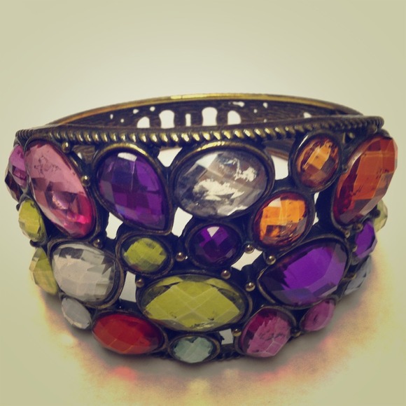 ⭐sold in bundle Bright fun bangle for summer!