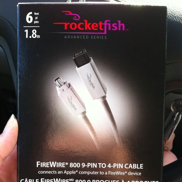 Rocketfish 6 ft FireWire cable