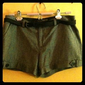 SOLD in bundle// Old Navy Menswear Tweed Shorts