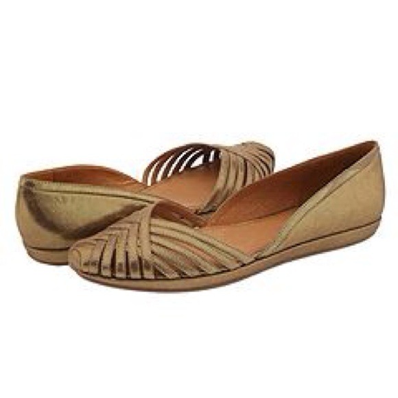 Frye Clementine gold metallic flats sz 7m 7