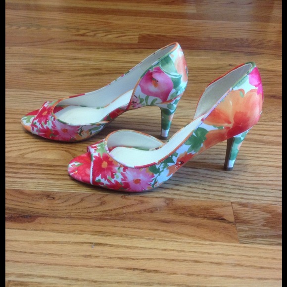 NWOT Impo shoes - 3 inch heel