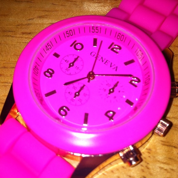 NEW! Hot Pink big chunky watch - Summer 2013 😍 - Picture 2 of 2