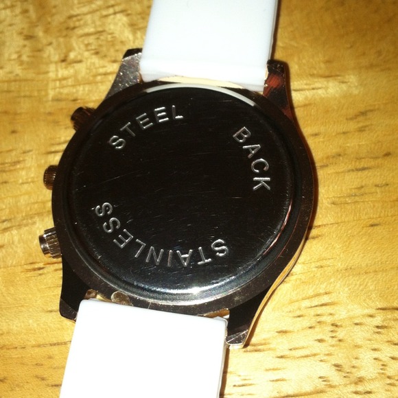 NEW! White Chunky Watch for Summer 2013 😍 - Picture 3 of 3