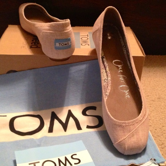 Toms Ballet Flat Light Peach Natalia size 8.5