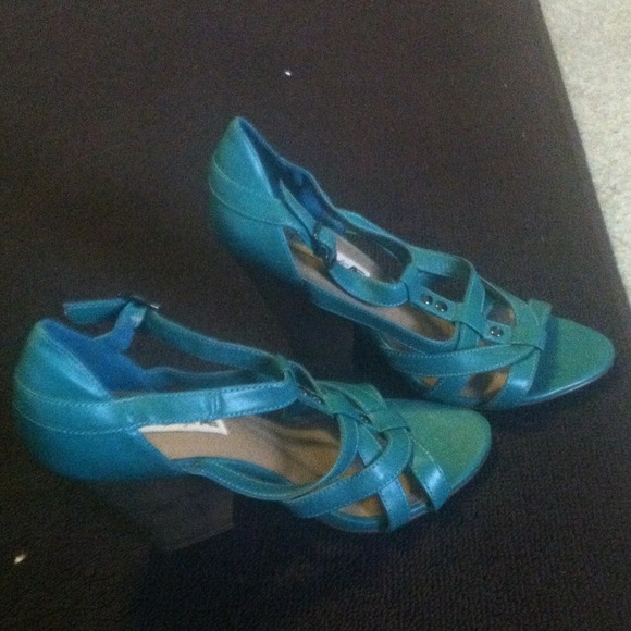Sandal