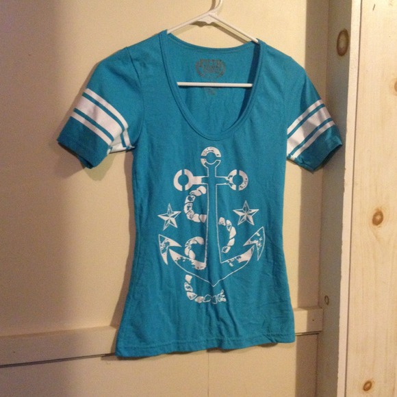 Anchor tee