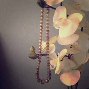 •Freebie• Beaded necklace and bracelet in grey