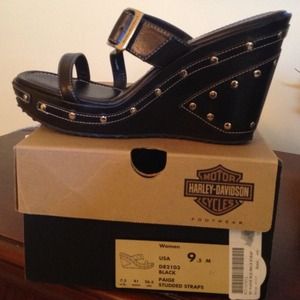 Ladies Harley Davidson platform shoes