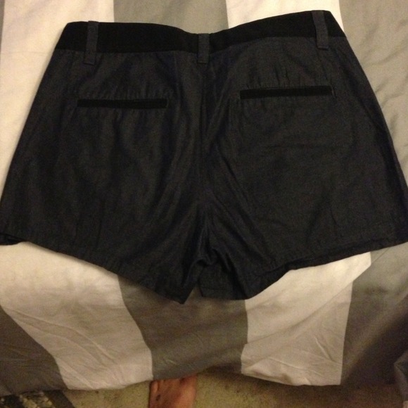 JCrew chambray shorts with black ribbon trim - Picture 3 of 3