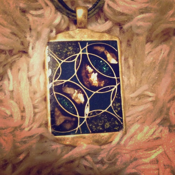Lia Sophia jewelry piece