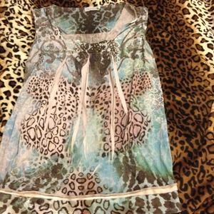 Gently used paisley top